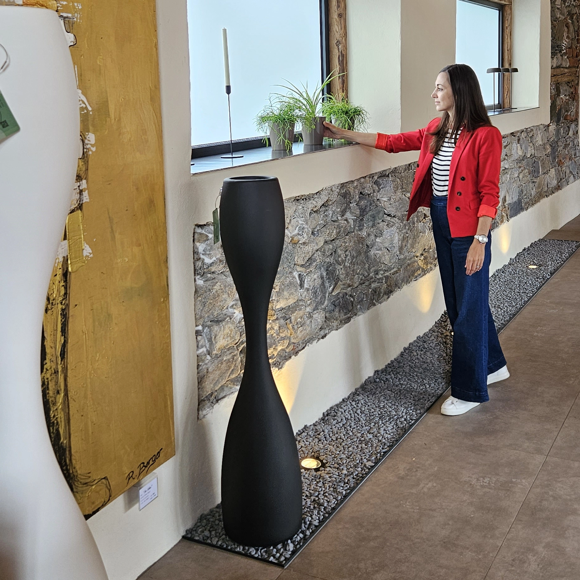 Showroom Design Collection in Traboch